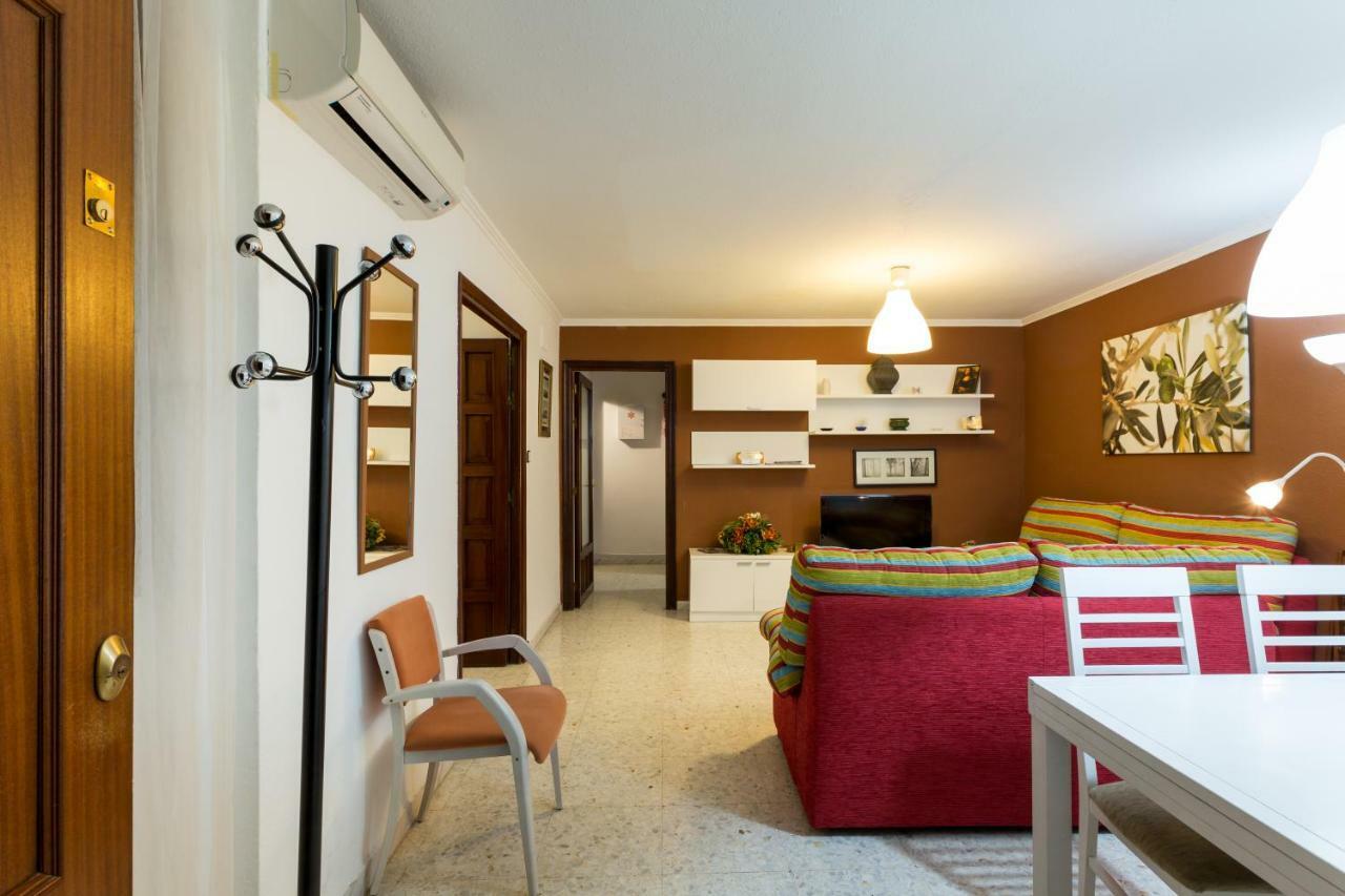 Apartament Holi-Rent Albareda Sewilla Zewnętrze zdjęcie