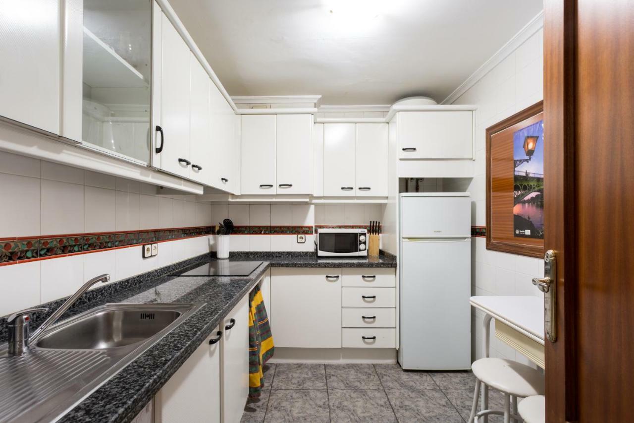 Apartament Holi-Rent Albareda Sewilla Zewnętrze zdjęcie