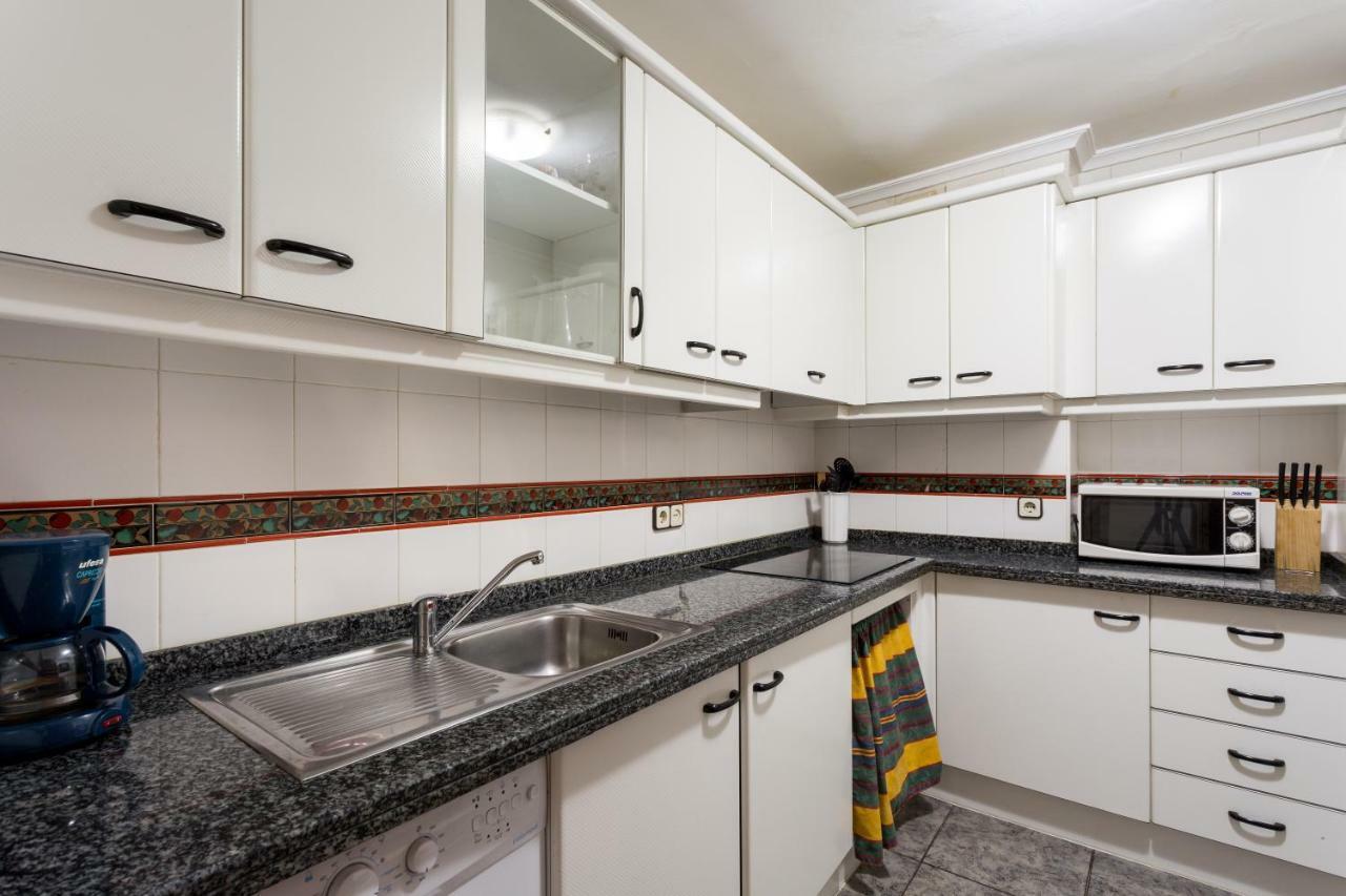 Apartament Holi-Rent Albareda Sewilla Zewnętrze zdjęcie