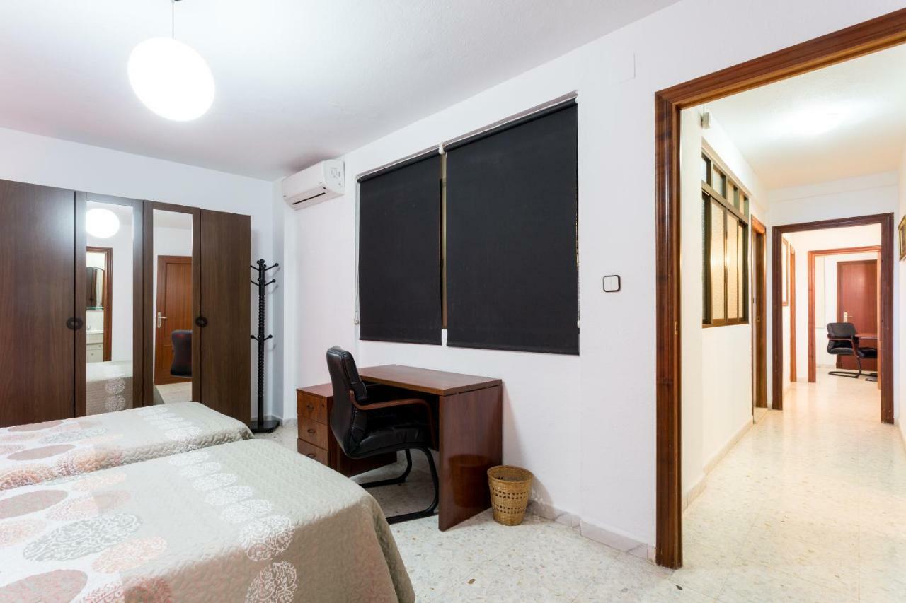 Apartament Holi-Rent Albareda Sewilla Zewnętrze zdjęcie