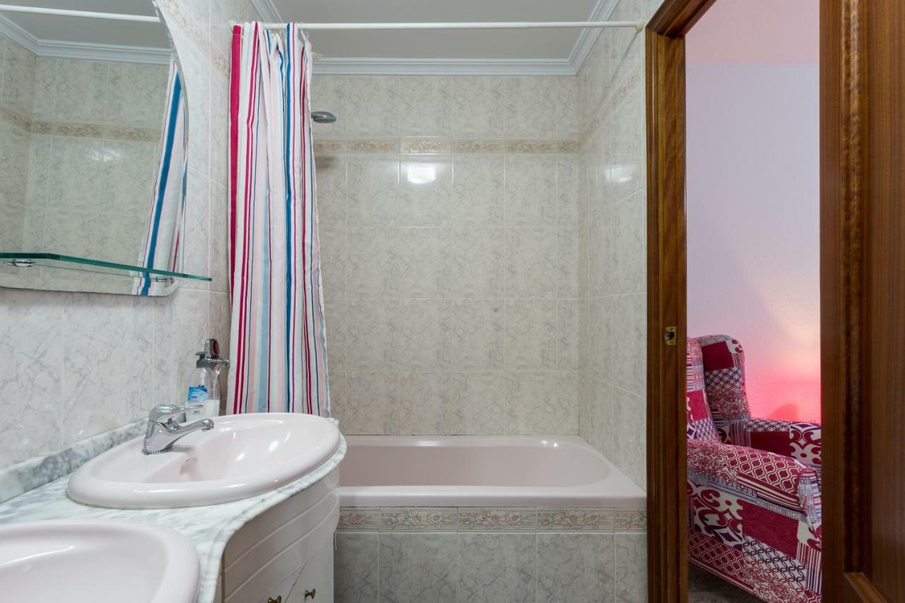 Apartament Holi-Rent Albareda Sewilla Zewnętrze zdjęcie