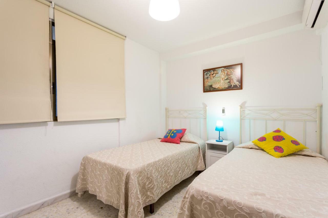 Apartament Holi-Rent Albareda Sewilla Zewnętrze zdjęcie